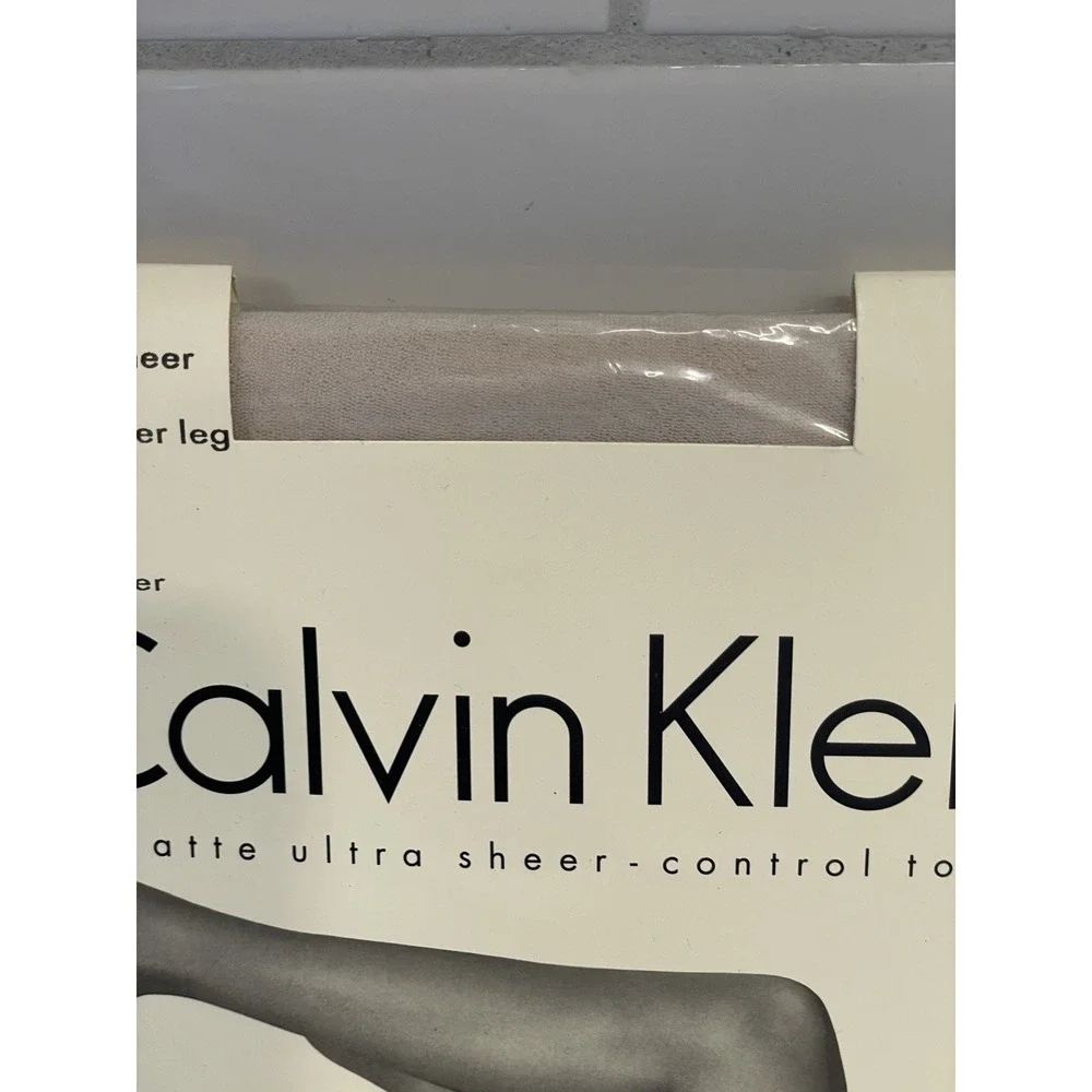 Vintage Calvin Klein Pantyhose Size C Matte Powder Ultra Sheer Control‎ Top New